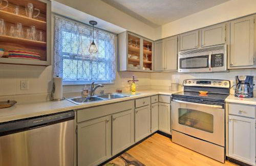 Peaceful Bluegrass Getaway on 10-Acre Farm! - Foto 14