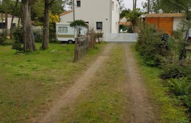 LES EMBRUNS - Photo 3