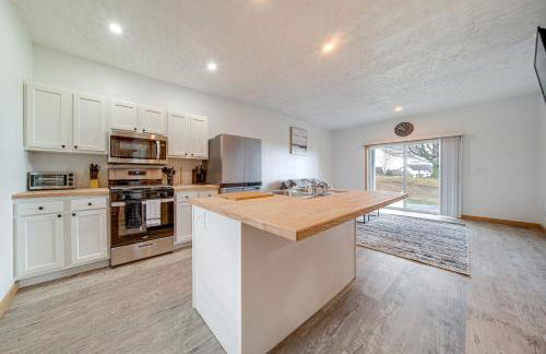 4 Mi to Lake Golf-View Erie Condo with Porch - Foto 1