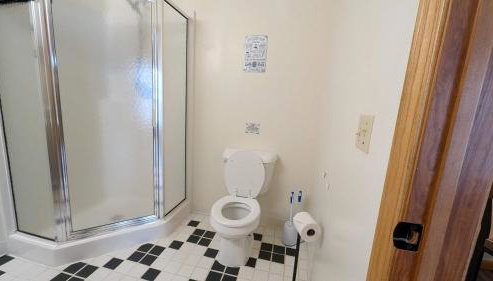 Lakeside Double Queen Suite Upper-Level Retreat - Foto 3