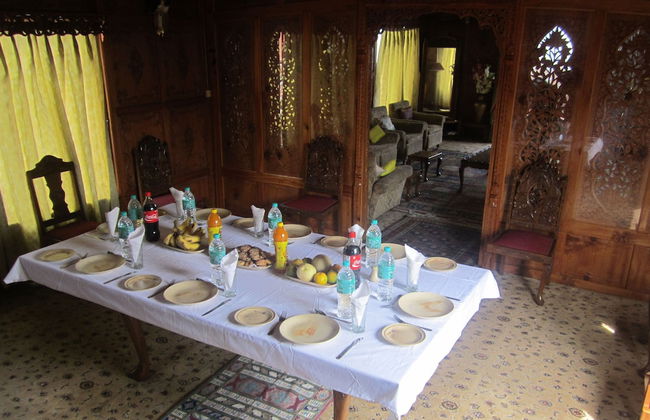 Zaffer Group of Houseboats - Foto 15