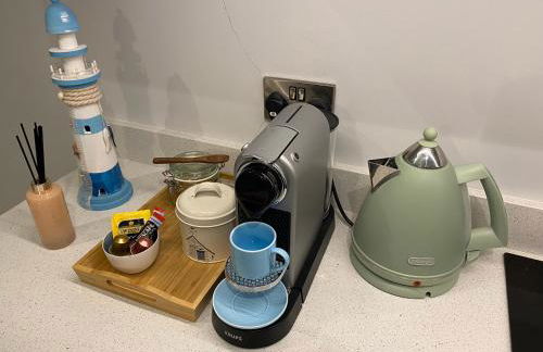 The North Cove, 20m to the Sea, Modern Studio Apartment - Foto 16