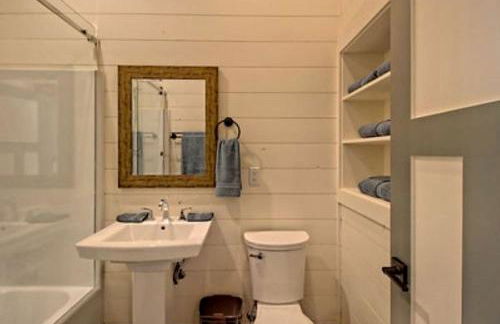 Stunning Cottage Rental Ideal for a Family to Go Glamping in Georgia - Photo 15