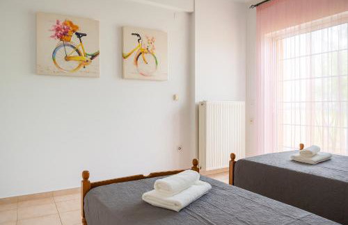 Hary's House Cozy Getaway 5 min from the Beach - Photo 3