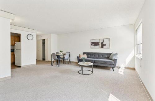 Legacy at Imperial Village 417 I 2 Bed 2 Bath - Foto 10