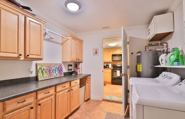 813 E 6th Ave 3 Bedroom Home by RedAwning - Foto 12