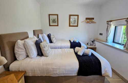 Beautiful Views Historic 16th Cent Barn Conversion - Pass the Keys - Foto 25