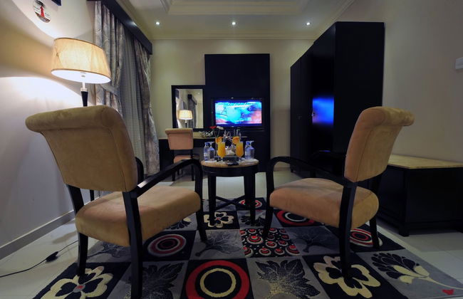 Al Janadriyah Suites 7 - Foto 13