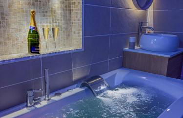 T2 avec bain à remous en plein centre de Chartres - Foto 2