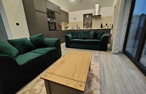 4 bedroom bungalow in Kettering - Garden - Parking - WiFi - Foto 22