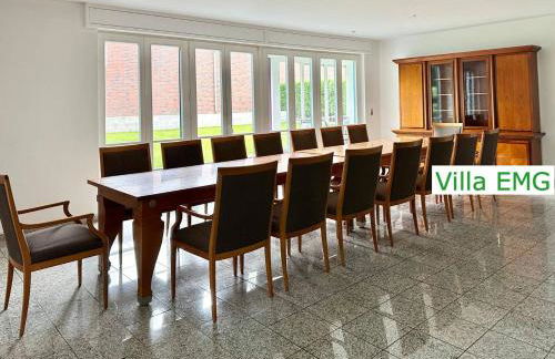 Ferienhaus Villa EMG Gelsenkirchen nah Essen Dortmund mit Pool und Garten für Familien Gruppen bis 21 Personen - Foto 42