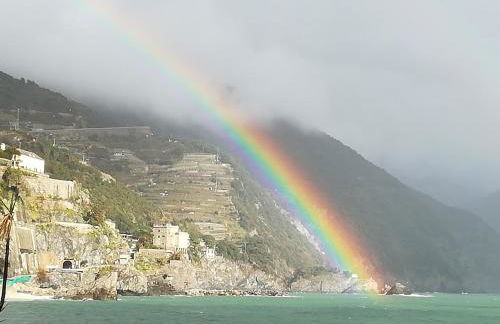 Home by the Sea (Rainbow Home) - Foto 1