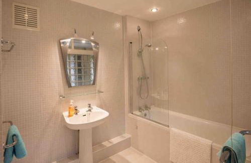 Oxfordshire Country Cottage - Foto 28