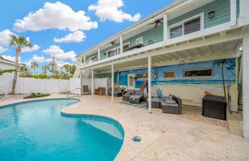 Home ON Key with pool, hot tub, putting green, arcade games, bike & mins to beach! - Foto 48