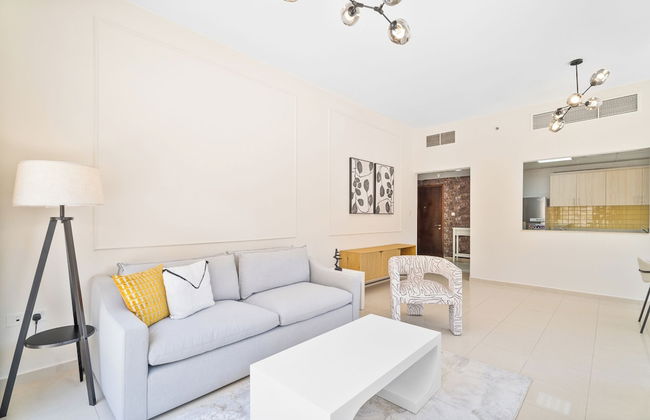 Nasma Holiday Homes - Bab Al Bahr Residences - Photo 9