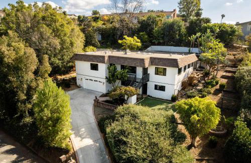 5BR Oasis with Pool, Arcade, Sauna - Photo 66