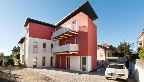 Eco Residence Varese near Hospital and University - Foto 1