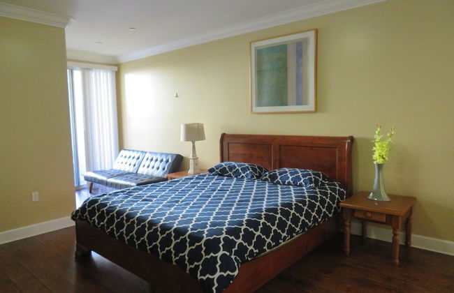 2 Bed 2 Bath in Studio City - Foto 40