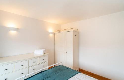 Cosy 2 Bed Terrace Peaceful Village location - Pass the Keys - Foto 33