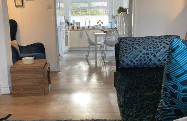 Comfy and Connected Standish Home - Two Mins from M6 Jct-27 - Foto 8