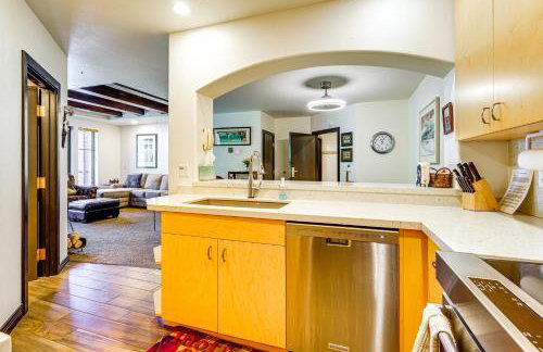 Ski-InandSki-Out Solitude Condo with Rooftop Hot Tub! - Foto 9