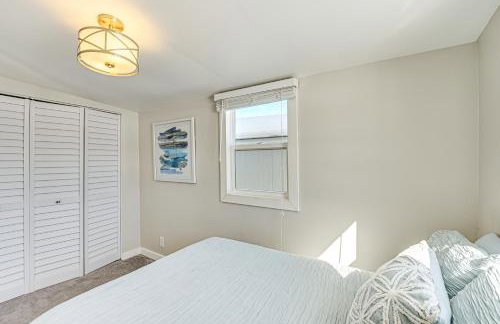 Lakefront Home with Boat Dock in Benton Harbor! - Foto 12