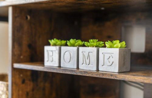 Fern Walk Modern 3 Bedroom House - Dalkeith - Photo 4