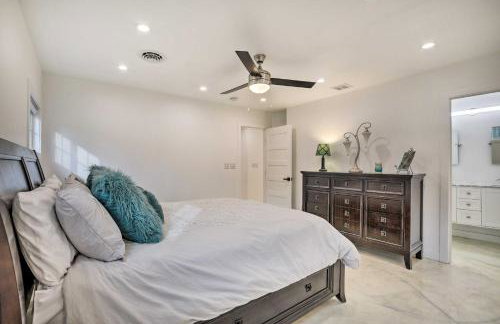 Renovated Griffith Family Home in Chicagoland Area - Foto 12