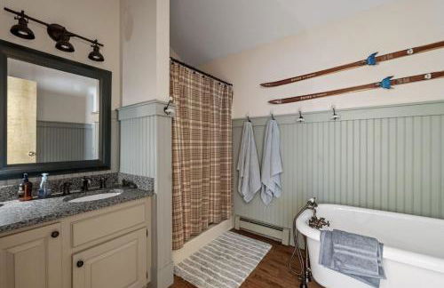 Spacious Waterfront Retreat on Merrymeeting Lake - Photo 21