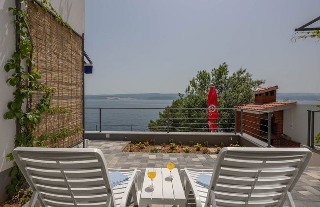 Pool Apartment Yellow Sun Omiš - Photo 17