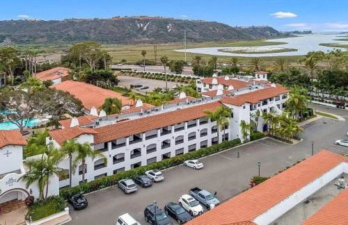 Luxury Villas at Omni La Costa Resort & Spa - Photo 26