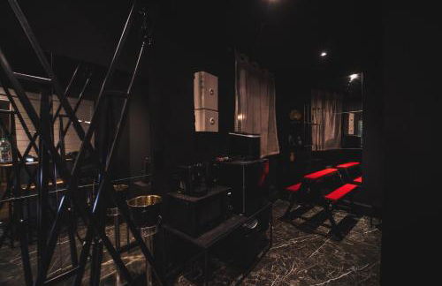 Amour d'une Nuit, LoveRoom - Foto 1