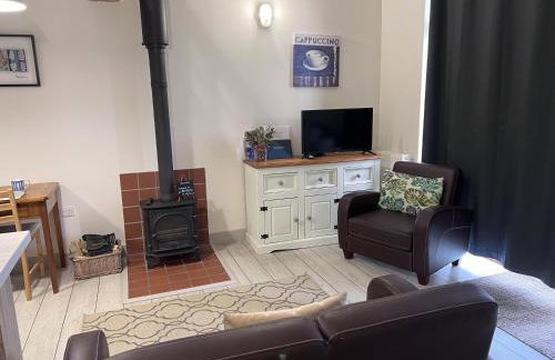 Poachers Hut 1-Bed Cottage Sleeps 2 Pet Friendly - Foto 14