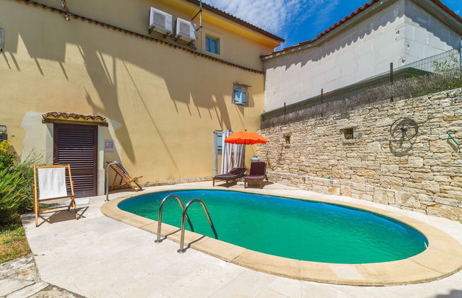 Especially charm stone house with a pool - Foto 31