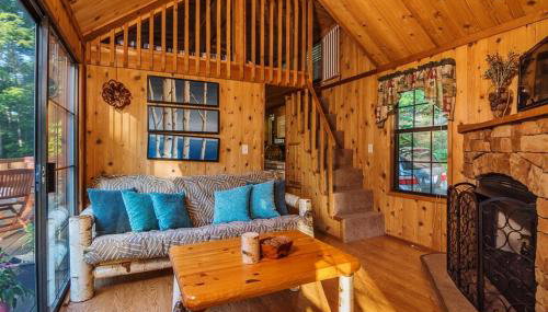 Family Cabin on 6 Acres with Lake Access and Hot Tub! - Foto 3