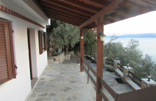 Το Σπιτι με την Σπηλιά - Foto 44