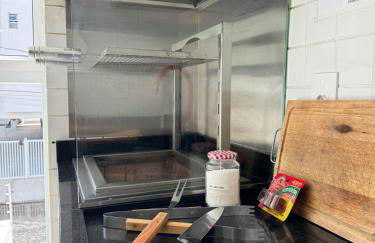 Apartamento na Praia das Toninhas em Ubatuba 350m da praia -2 quartos sendo 1 suite, piscina, varanda gourmet com churrasqueira, ar condicionado, cozinha completa, duas garagens - Foto 33