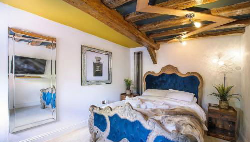 Huge Deluxe 600 Year Old Essex Manor, Hot Tub, Cinema Room, Sky Tv - Foto 3