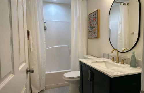 Vine City Home - Duplex - 3 Mins From GWCC & Mercedes- Benz Stadium - Foto 29