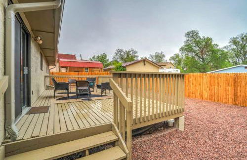 3BR with Patio and Fire pit near Hiking & Downtown - Foto 43