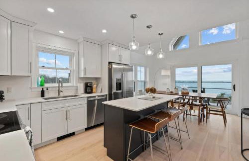 Cuttyhunk Waterfront - Private Beach & Patio - Foto 36