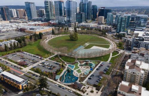 Redmond Modern 3BR Retreat Near Microsoft - Foto 47