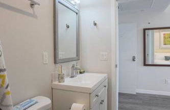 One Bedroom Apartment with San Diego Downtown View - Foto 26