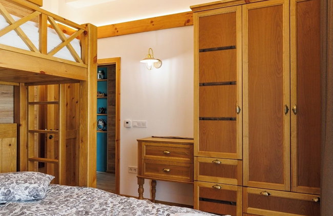 Villa Raphael near Pirin Golf Resort - Photo 8
