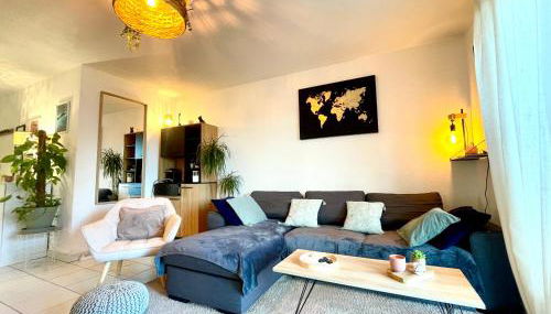 Bel Appart avec 2 chambres - Parking et Clim - Métro Argoulets - Foto 1