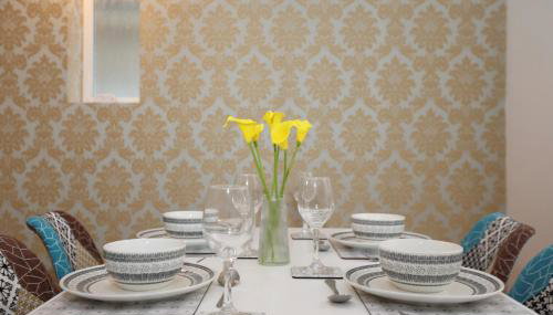 Hollybush Place By N And N Stays Ltd, Perfect for Contractors and Workers, Large Private Driveway for Work vans And Vehicles, Great Location and Fast Wifi - Foto 4