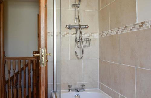 The Costins - Foto 10