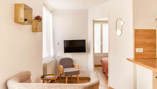 Maison tourangelle chic & cosy avec cour - Photo 5