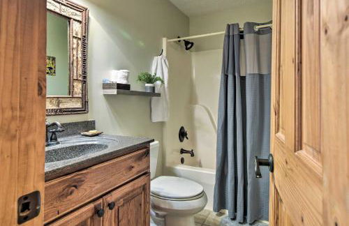 Cabin with Fireplace and Mountain Views 5 Mi to Boone - Foto 19