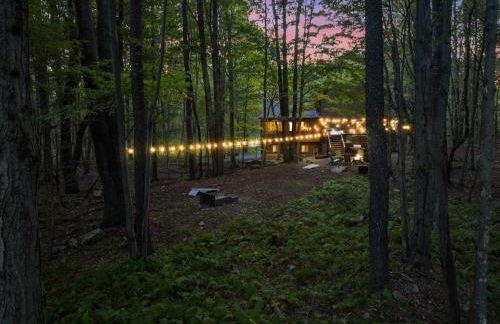 Winter Hideaway - Sled Hill, Hot Tub, Fireplace, Game Room - Foto 79